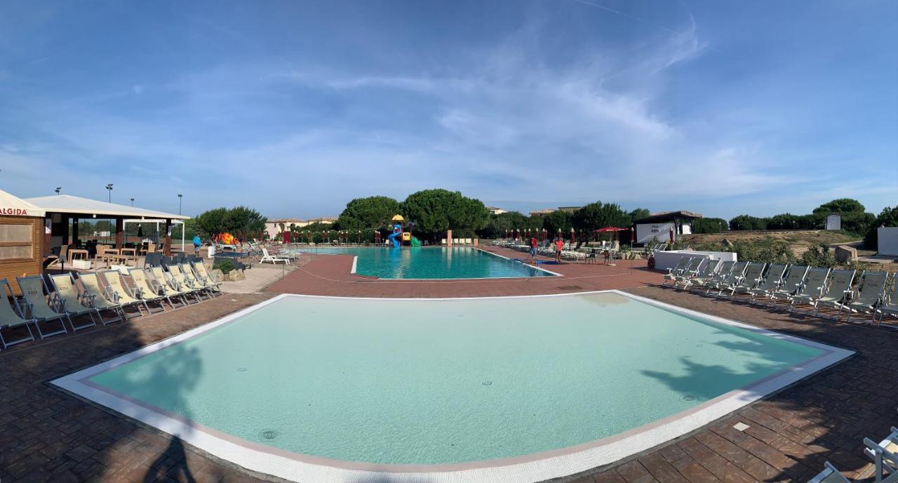 Club Esse Gallura Aglientu Exteriör bild