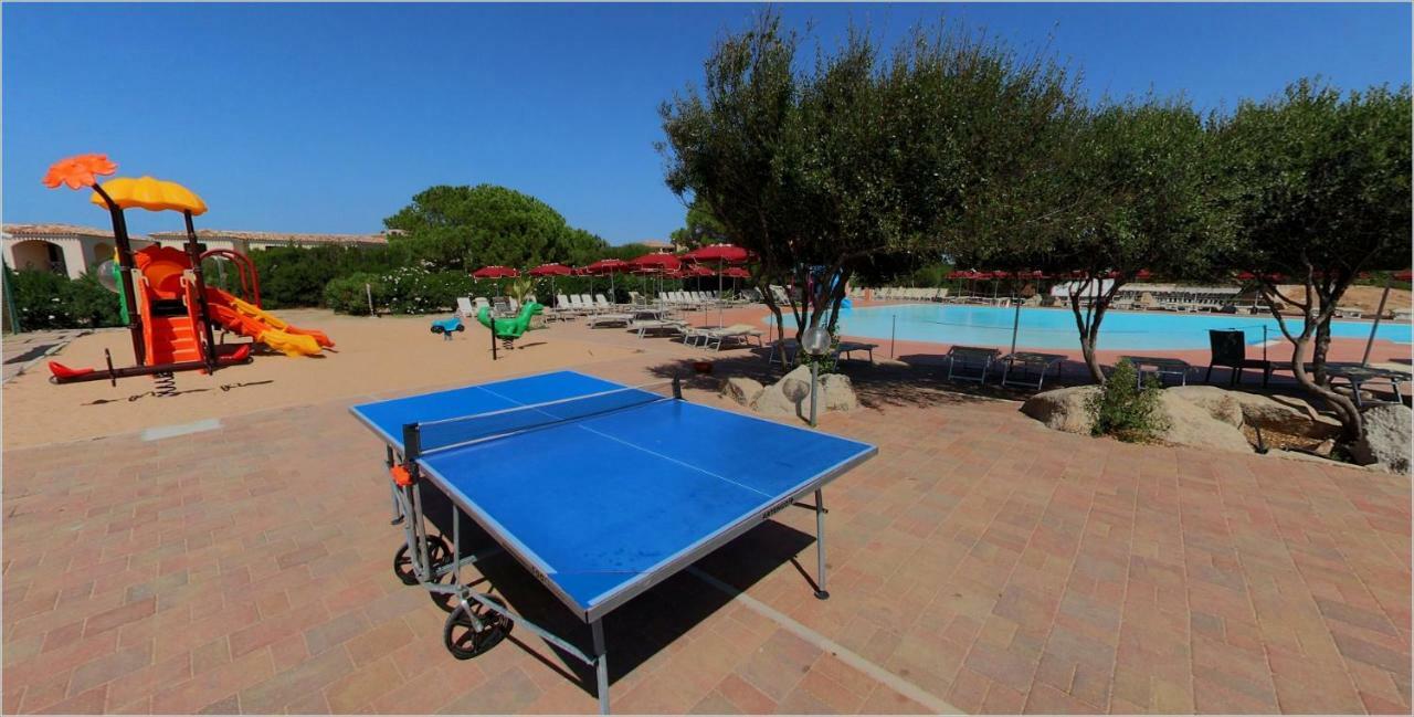 Club Esse Gallura Aglientu Exteriör bild